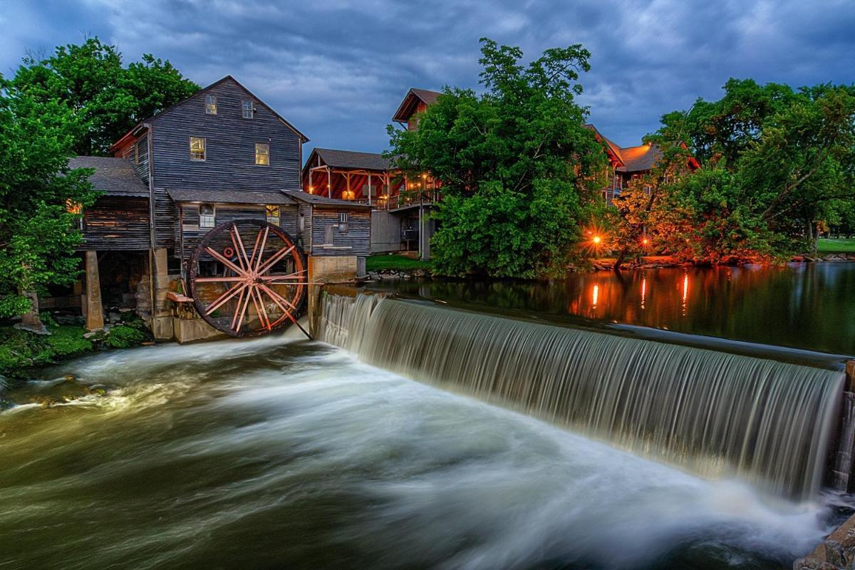 Bear Den, Hot Tub, 1089 Of Free Attraction Tickets For Each Paid Day, Dollywood And More! Sevierville Ngoại thất bức ảnh