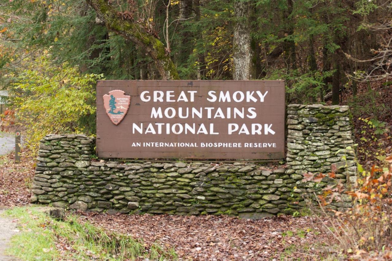 Bear Den, Hot Tub, 1089 Of Free Attraction Tickets For Each Paid Day, Dollywood And More! Sevierville Ngoại thất bức ảnh